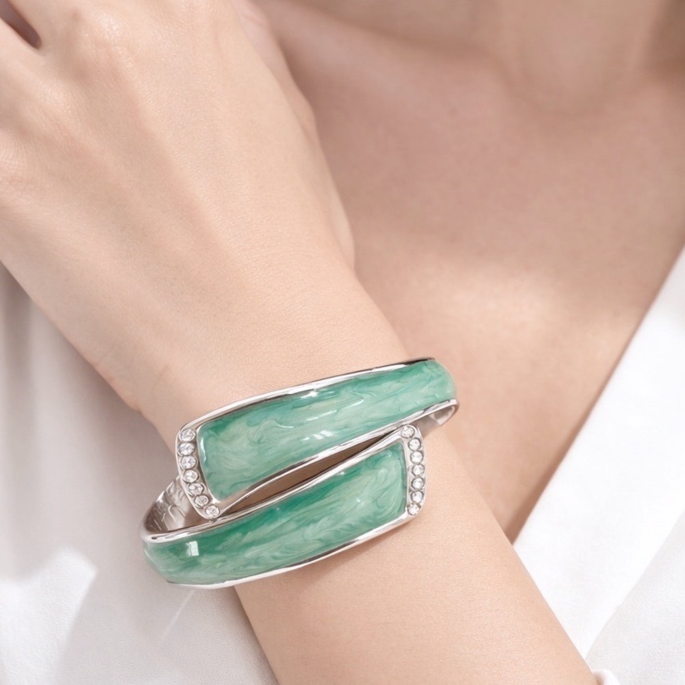 FUMI Bypass Bangle Bracelet Marbled Green Enamel‎ Rhinestone Silver Tone 103-61